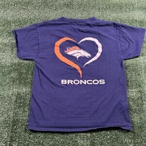 Women’s Denver Broncos Graphic T-Shirt size medium